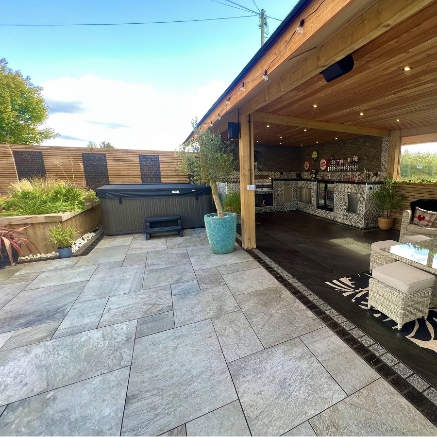 Quartzite Grey Mixed Size Porcelain Paving Slabs
