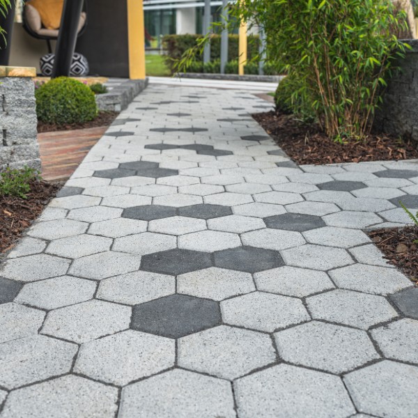 Hexo Silver Granite Effect 200x230 60MM Concrete Block Paving